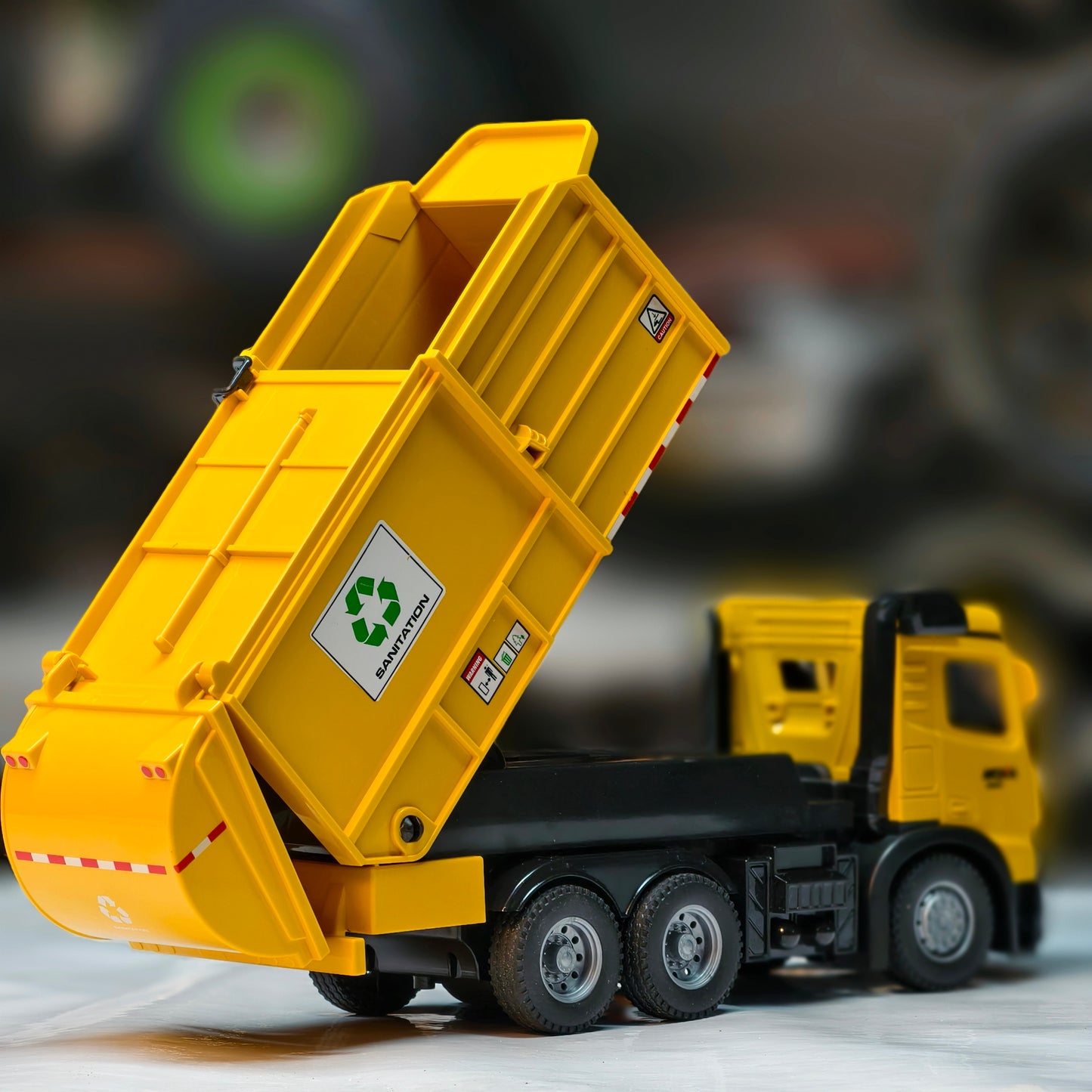 6-Channel RC Sanitation Truck