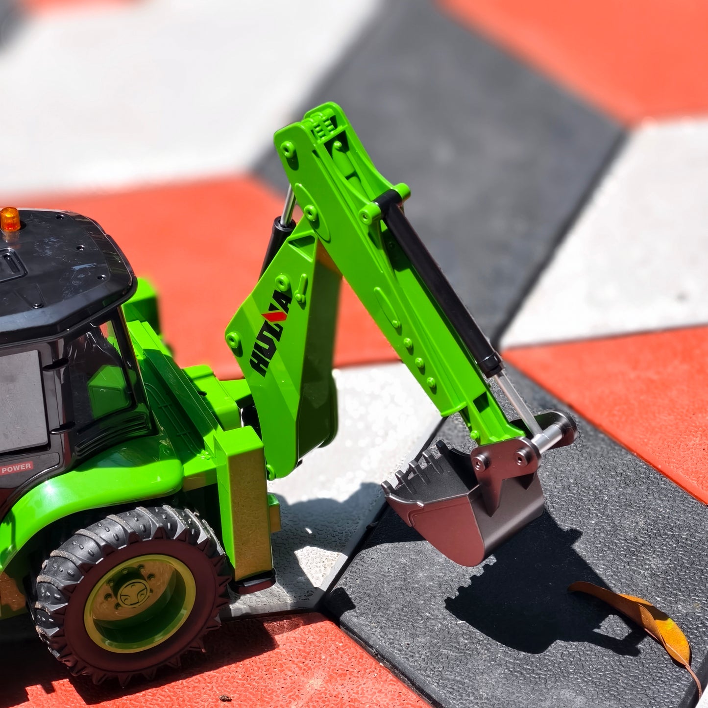 Huina 1579 Rc Backhoe loader (JCB)