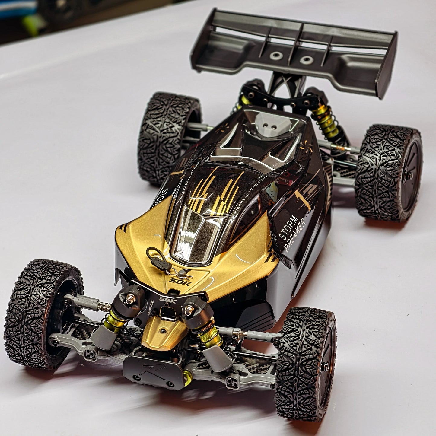 Rlaarlo Storm Breaker 1/10 Carbon Fiber Brushless RTR 4WD Buggy | SBK10