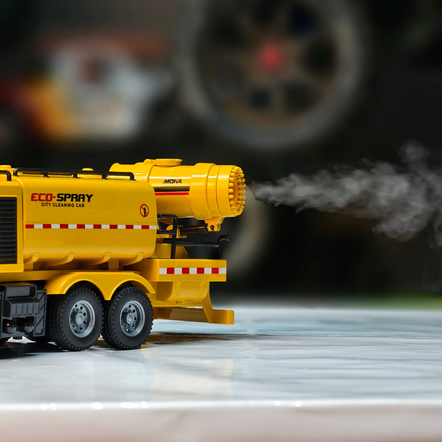 Spray Sprinkler Truck